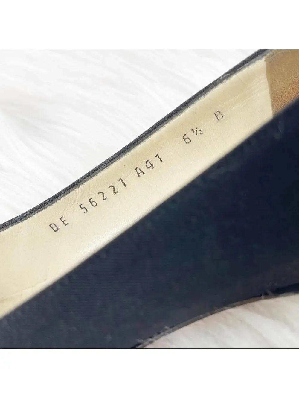 Salvatore Ferragamo Black Cap-Toe Heels 6.5 B